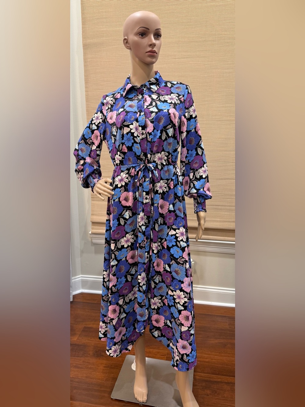 Nicole Miller shirt dress with vibrant colors of purple & blue. Midi Size 8